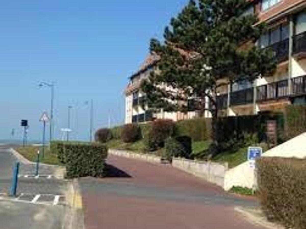 Appartement Refait A Neuf Avec Loggia Et Parking, A 2 Pas De La Plage Et Des Commerces - Fr-1-712-7 Villers-sur-Mer Ngoại thất bức ảnh